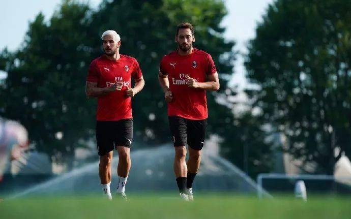 红牛双雄再 红牛双雄再